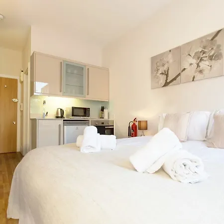 Apple Apartments Kensington London